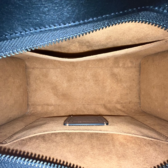 Black Coach Bag - Picture 5 of 6